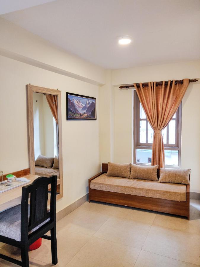 Hotel Central Bhatgoan Buitenkant foto