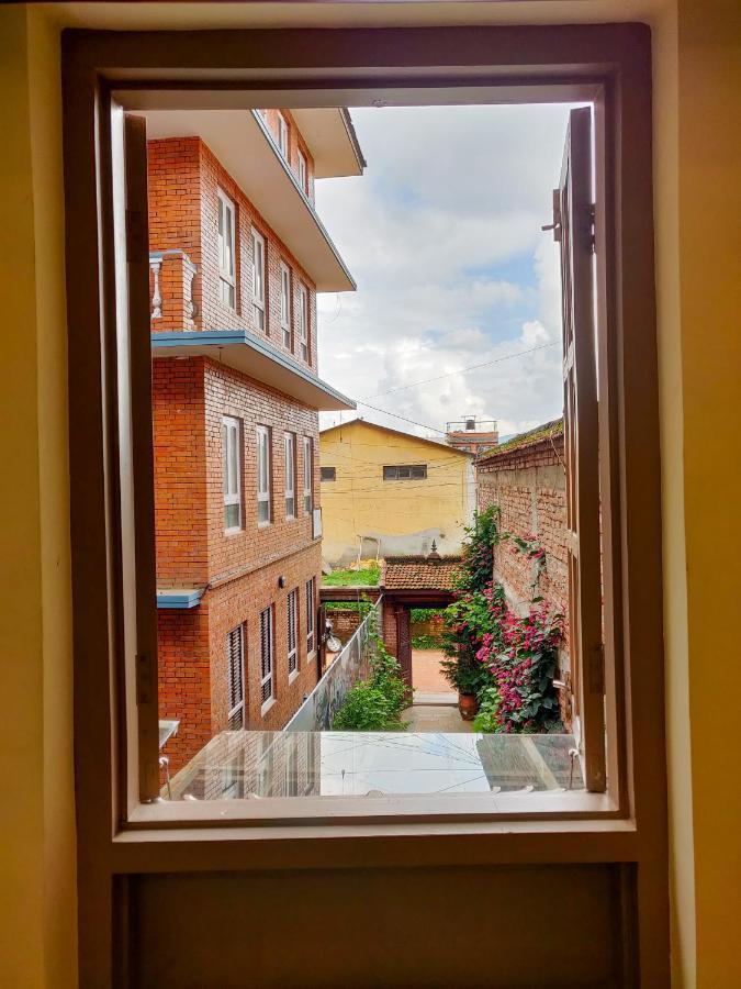 Hotel Central Bhatgoan Buitenkant foto